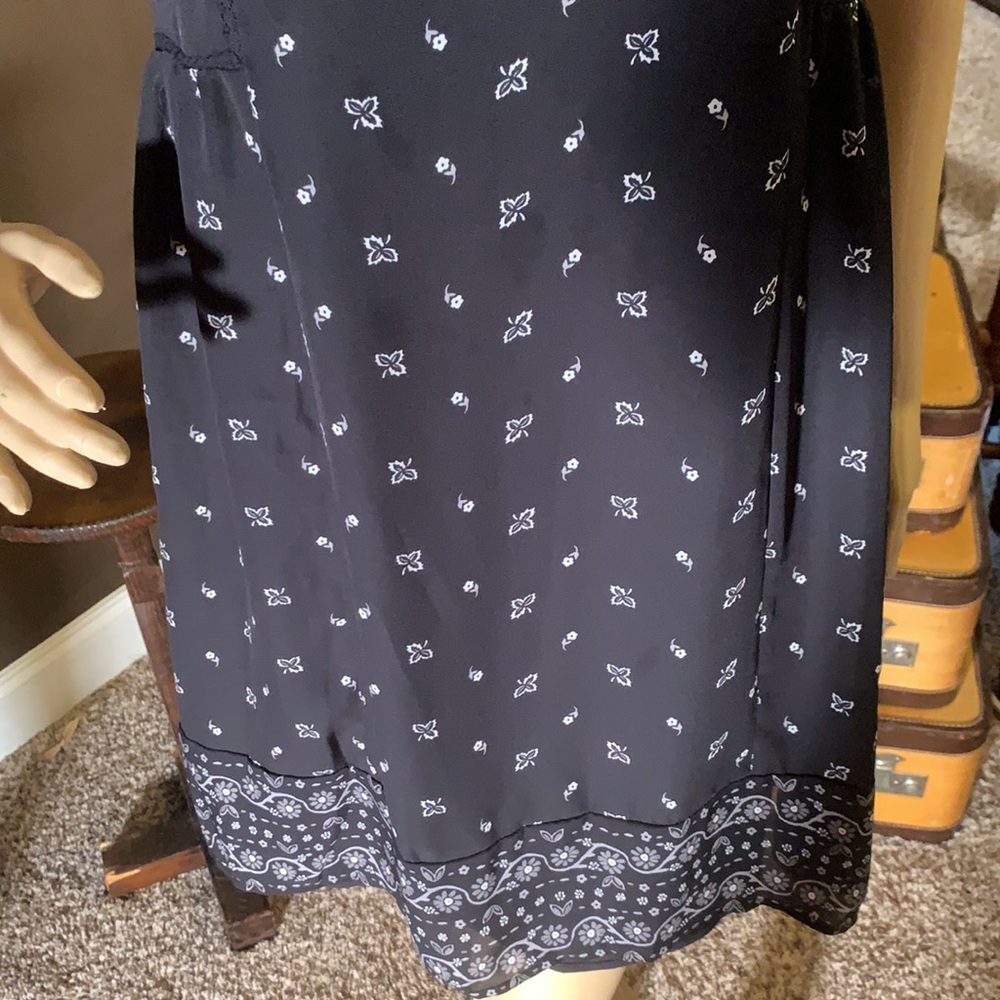 NWT NAVY & WHITE SLEEVELESS MINI DRESS - Picture 3 of 6